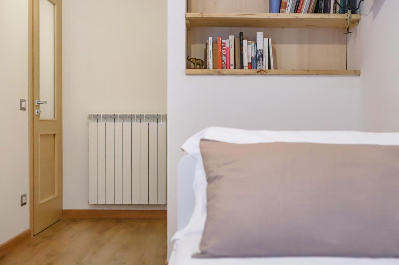 Tribunali Family Apartment By Wonderful Italy Наполи Екстериор снимка